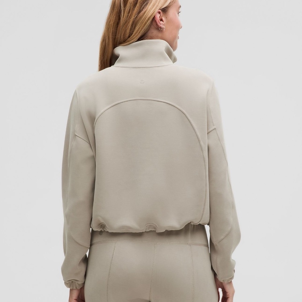 Lululemon Softstreme pullover - Picture 2 of 3